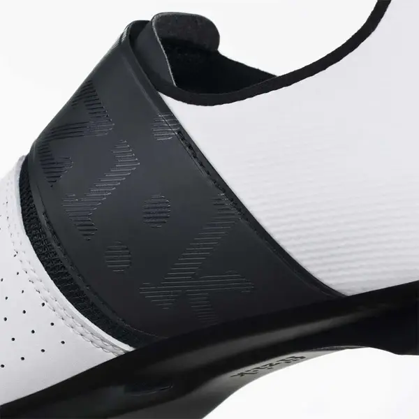 Zapatillas profesionales de carretera Fizik Infinito Carbon Wide de horma ancha