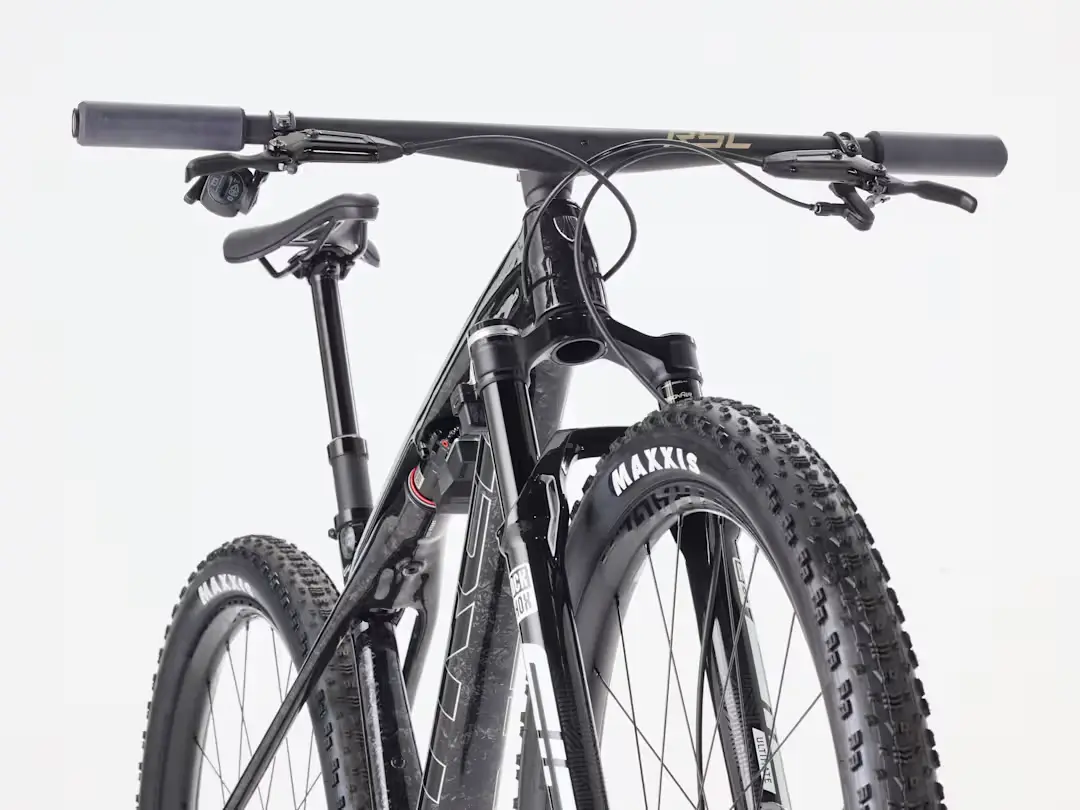 Bicicleta de montaña de carbono Trek Supercaliber SLR 9.8 X0 Flight Attendant Gen 2 en Bikes Click