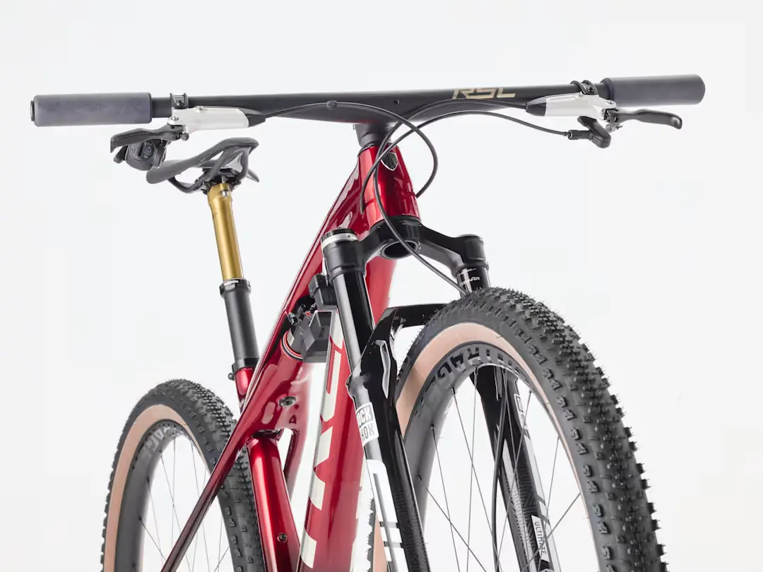Bicicleta de montaña de carbono Trek Supercaliber SLR 9.9 XX Flight Attendant en Bikes Click