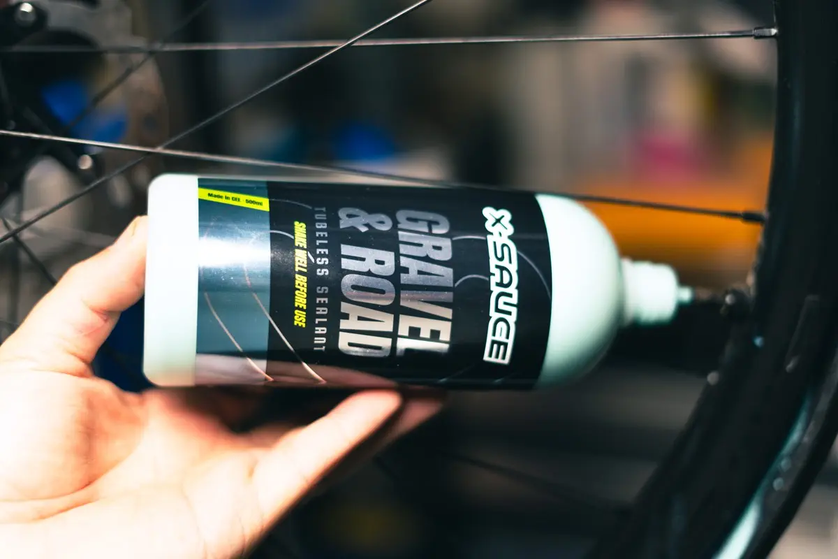Botella de liquido sellante tubeless x sauce gravel road 500ml en Bikes Click